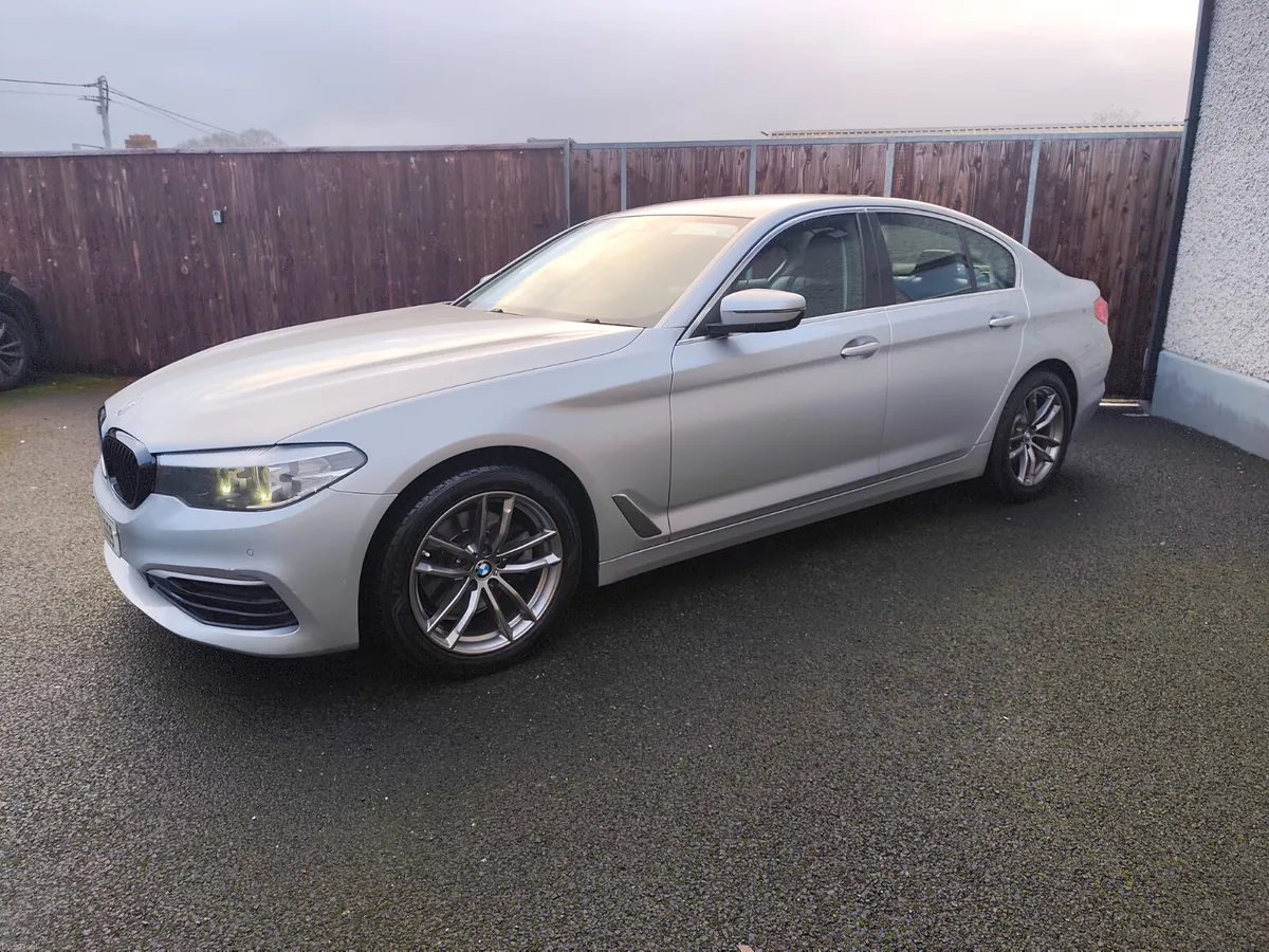 BMW 520D X Drive 2019 - Image 2
