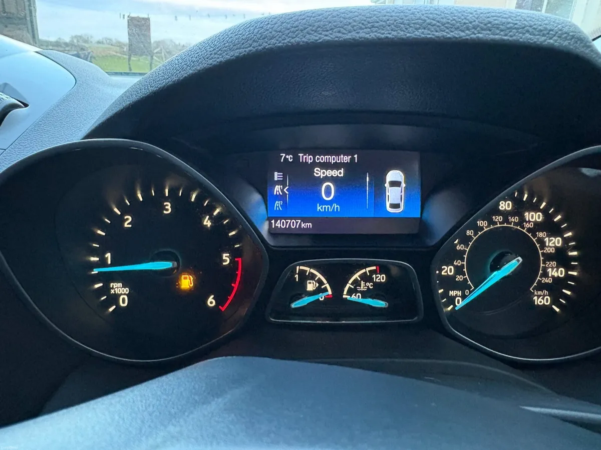 Ford Grand C-Max 2016 - Image 2