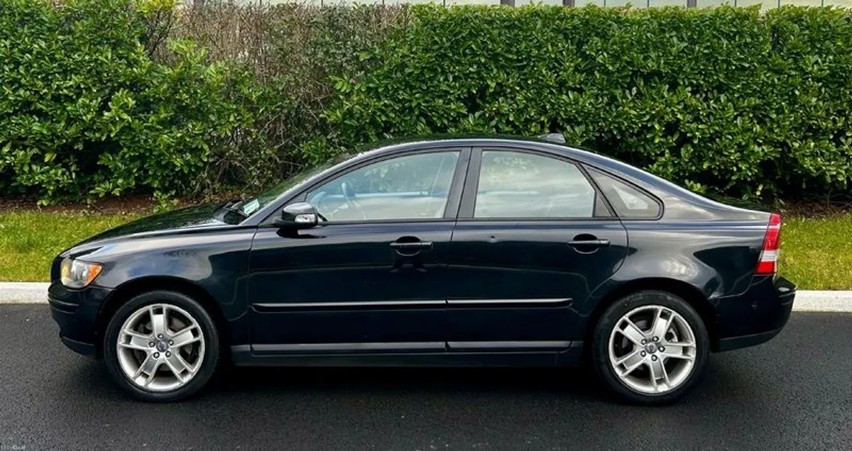 1 Owner Volvo S40 - New Nct + Tax - Image 4