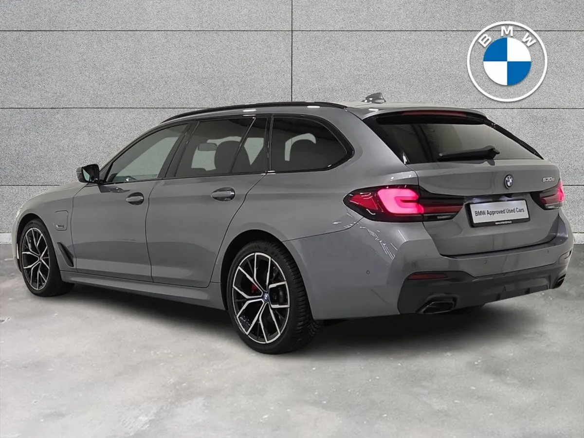 BMW 5-Series 530e M Sport Touring - Image 3