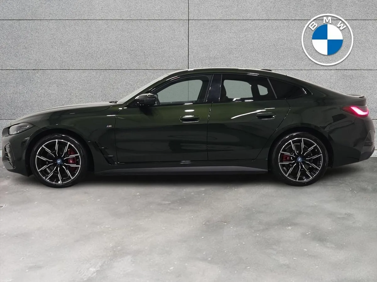 BMW i4 eDrive35 M Sport - Image 4