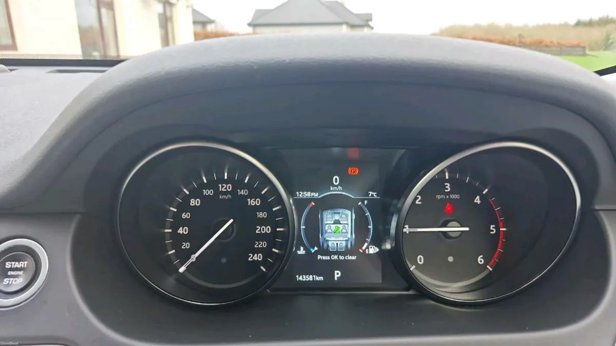 191 Landrover Discovery Sport - Image 4