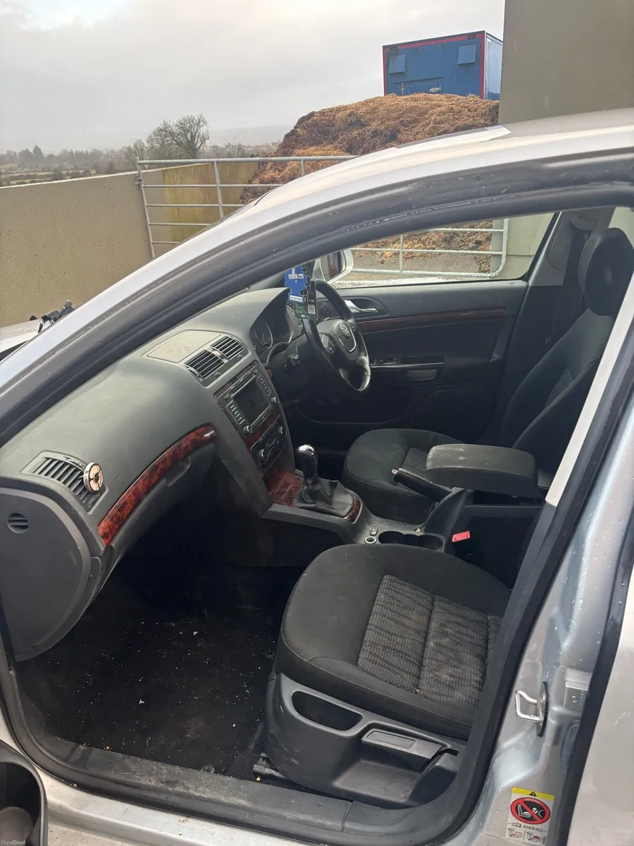 Skoda Octavia 1.9 elegance model - Image 4