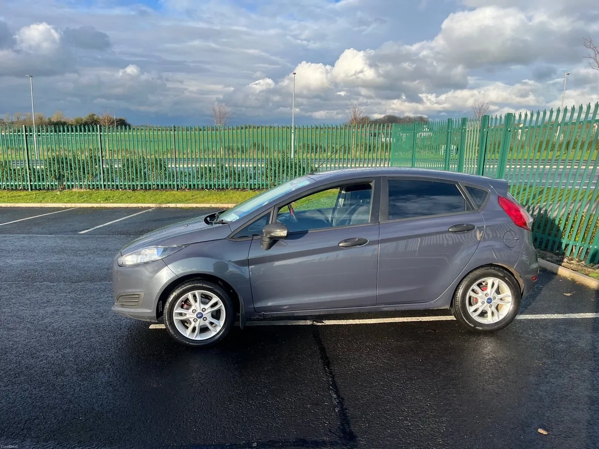 Ford Fiesta 2015 - Image 3