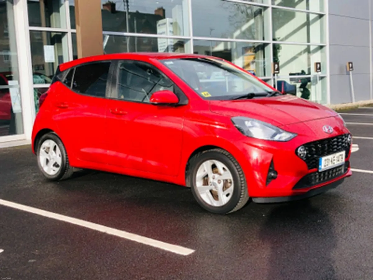 Hyundai i10 Deluxe Plus 1.0 Petrol - Image 3
