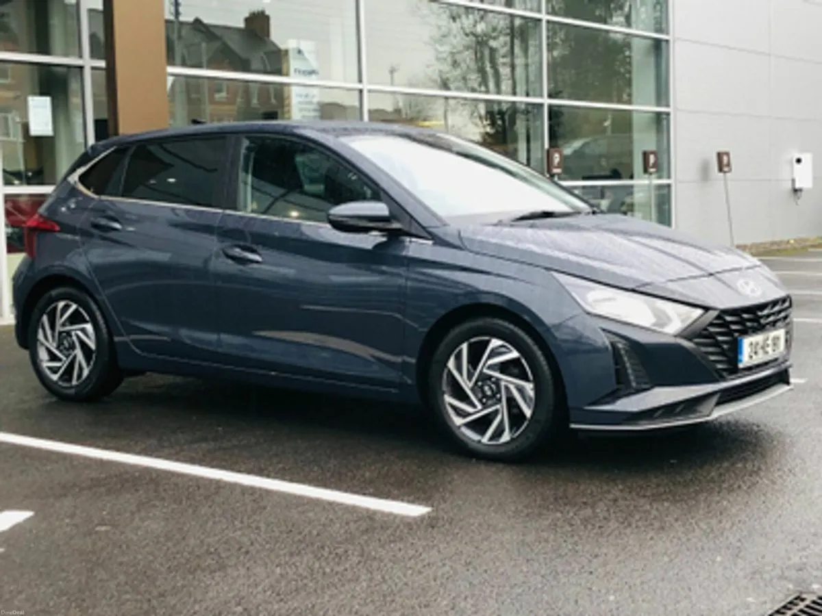 Hyundai i20 Deluxe Plus 1.2 Petrol - Image 4