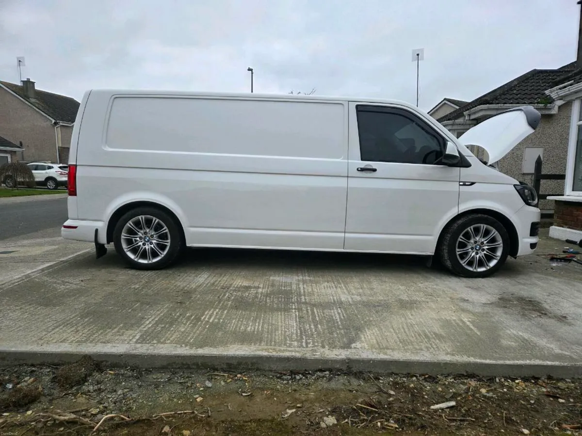 181 transporter t6 150 6 speed - Image 3