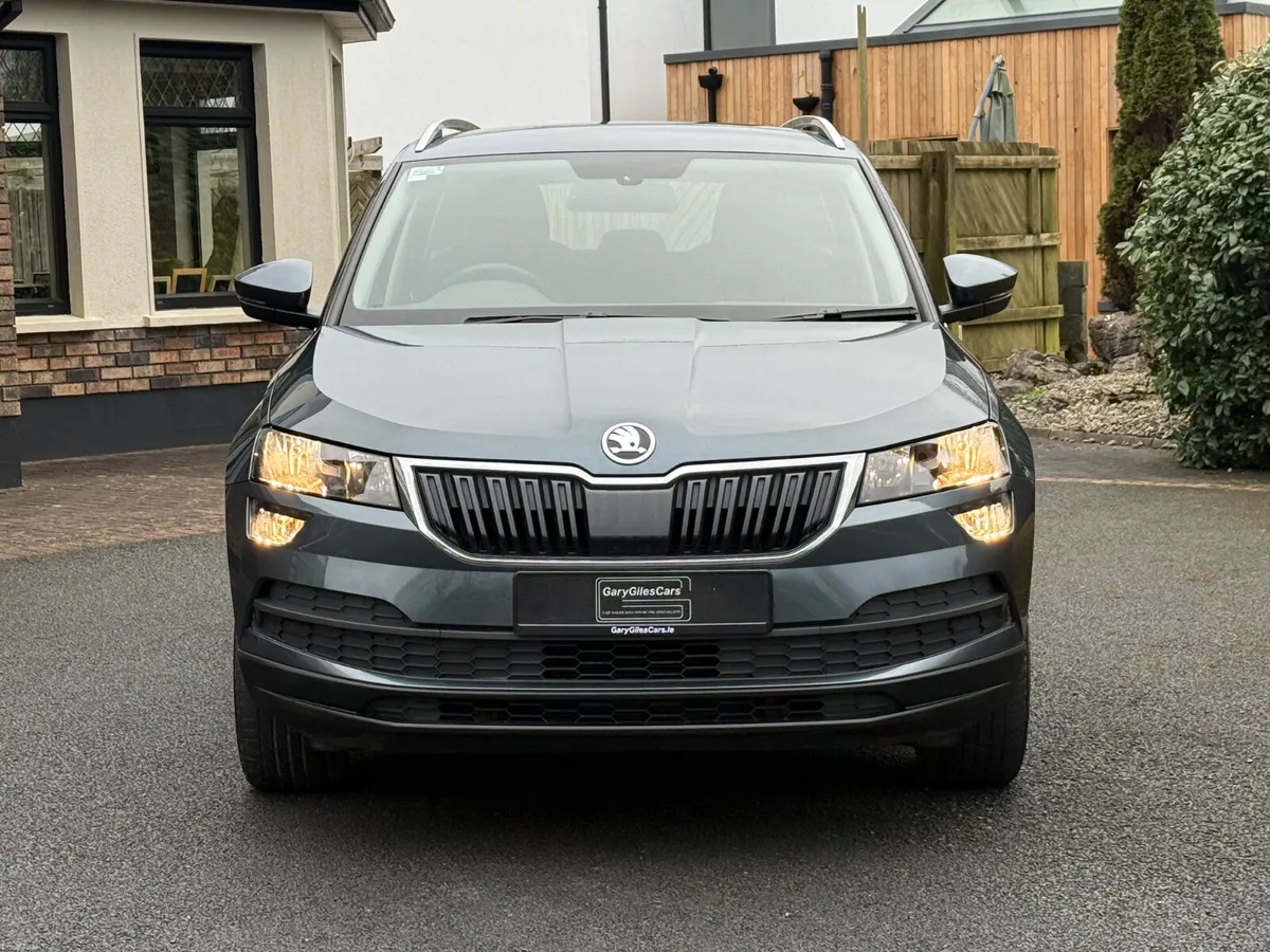 Immaculate Low km Auto 201 Skoda Karoq! - Image 2