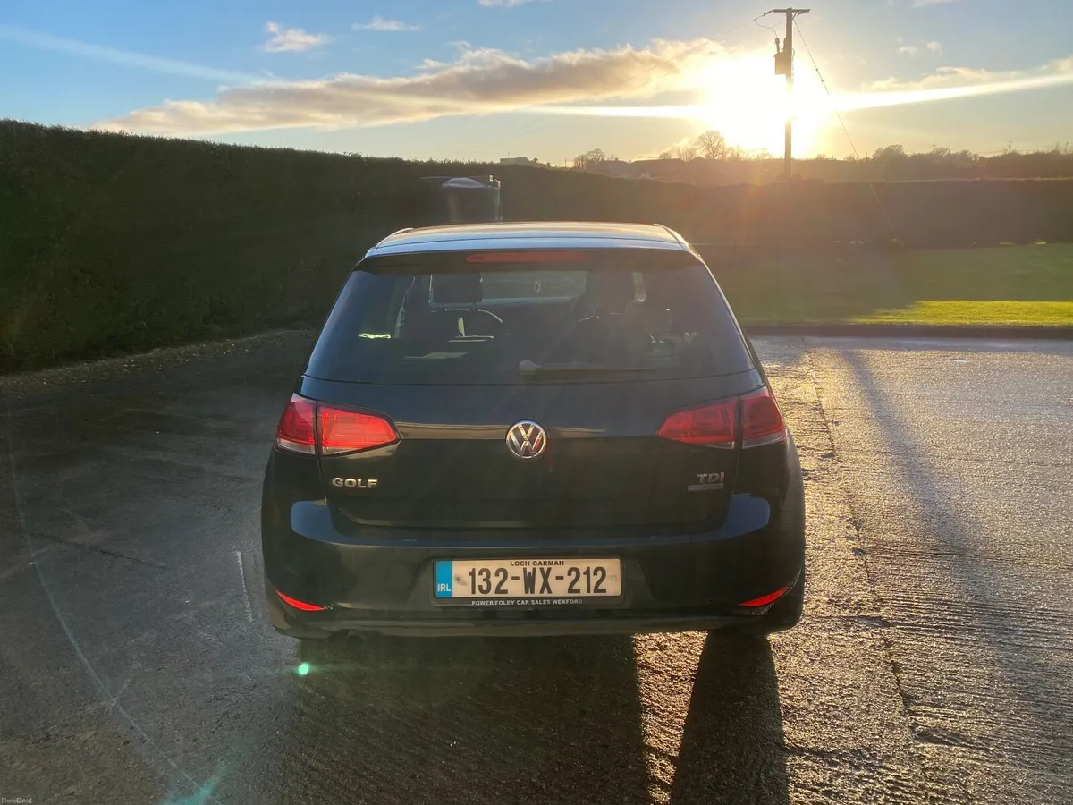 Volkswagen Golf 2013 - Image 2