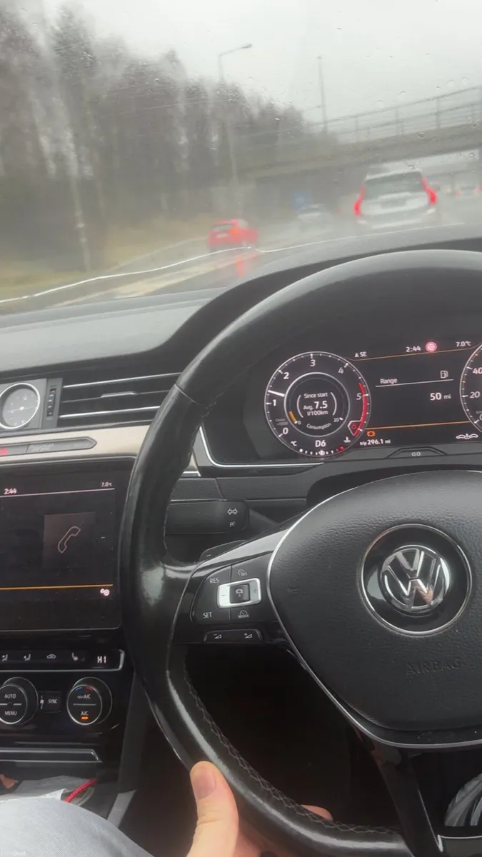 Volkswagen arteon - Image 4