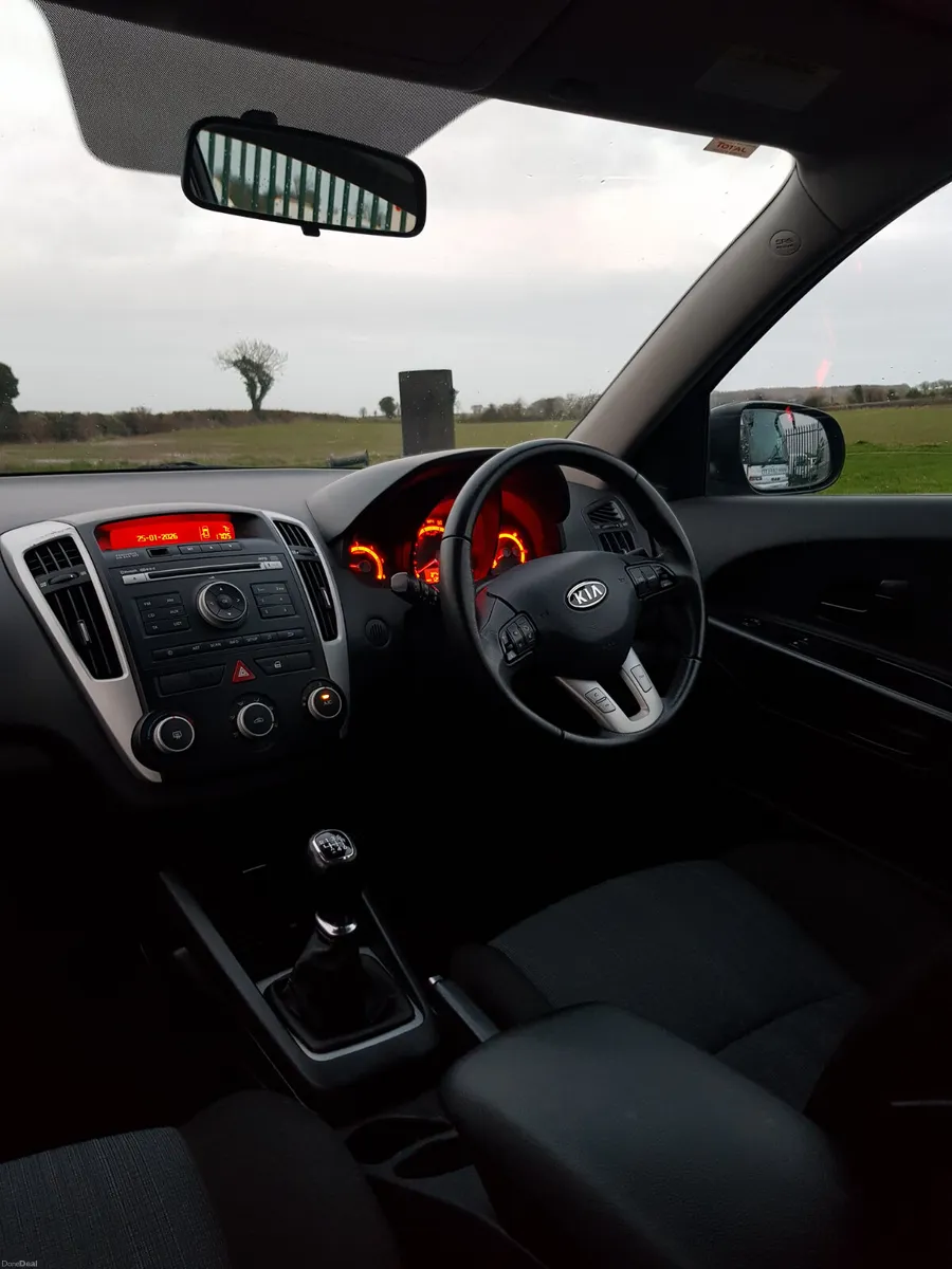 Kia Ceed 2012 Fresh NCT, cheap Tax, good car - Image 2