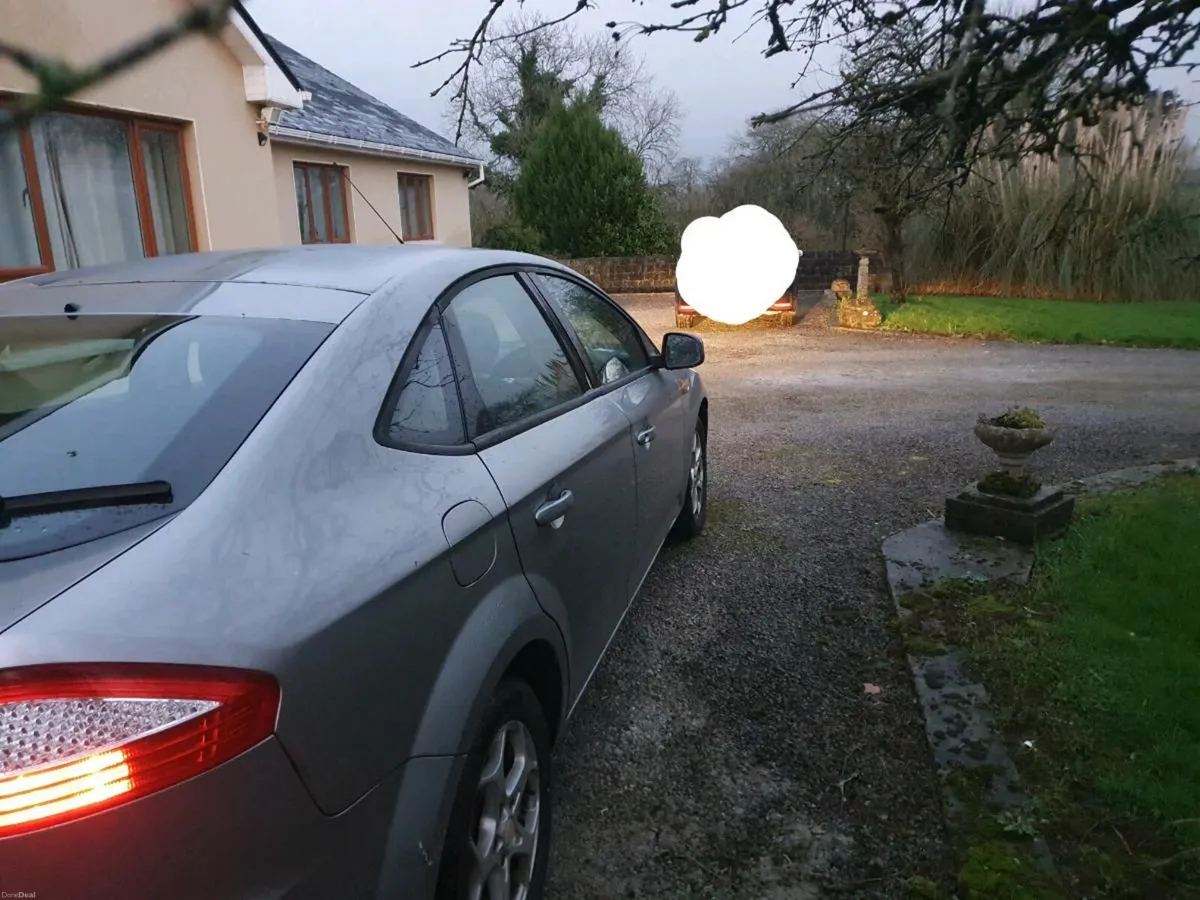 FORD MONDEO 2010 - Image 2
