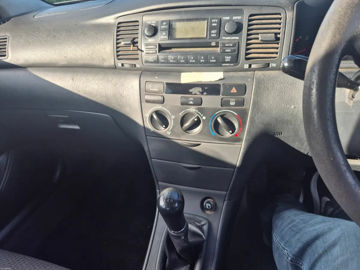 06 Toyota Corolla 1.4 Dsl Sal - Image 4