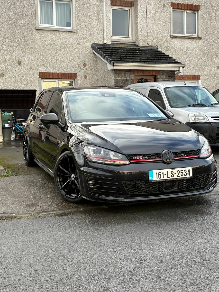 Volkswagen Golf GTI 2016 japanese import - Image 2