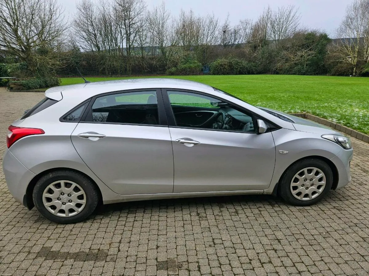 Hyundai i30 - Image 4