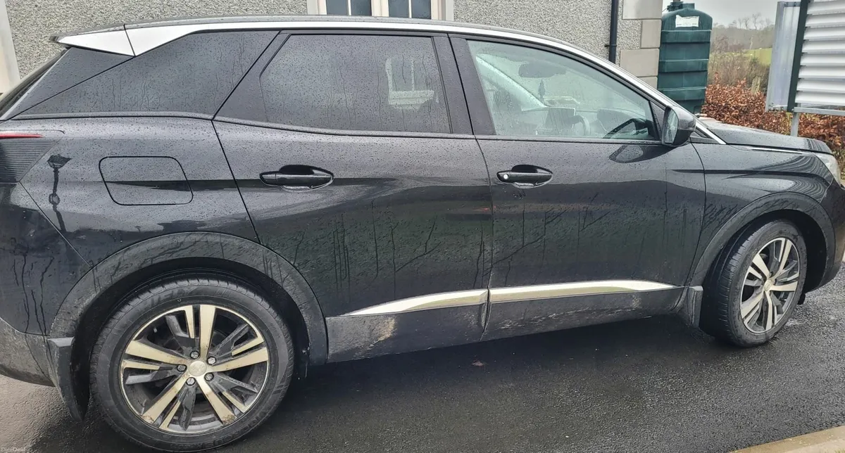 Peugeot 3008 2017 - Image 2