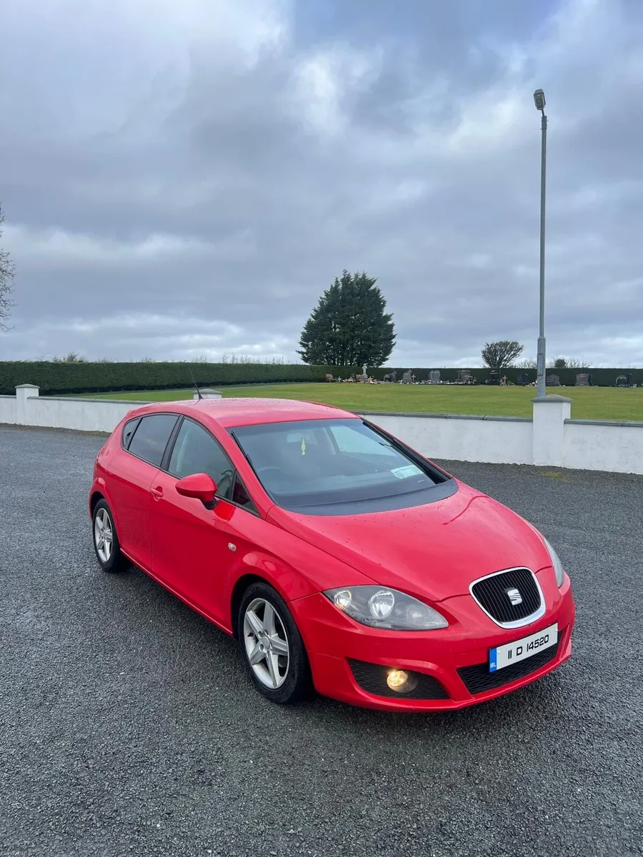 2011 seat leon 1.6tdi (Nct 8/26 tax 8/26) - Image 1
