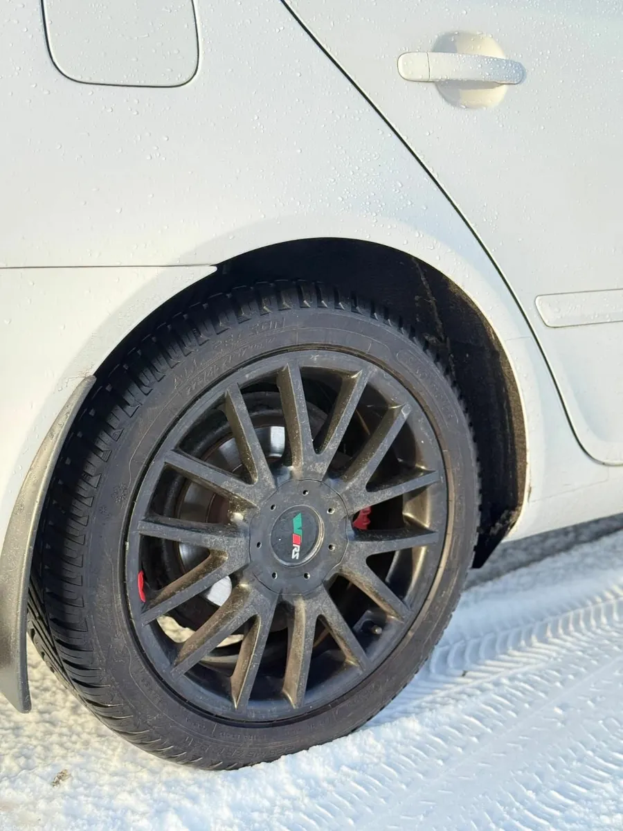 Skoda Octavia automatic 2013 - Image 4