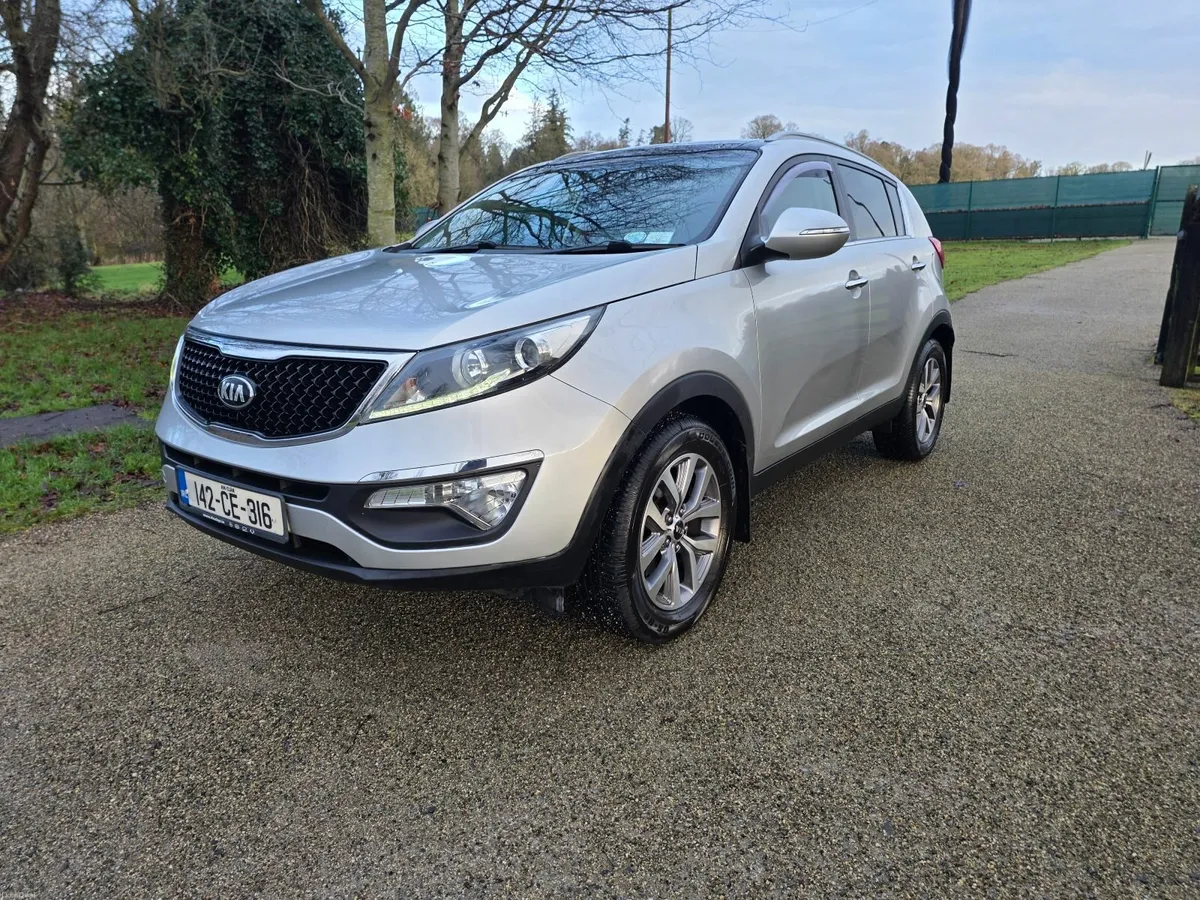 2014 KIA SPORTAGE EXS ( PANORAMIC SUNROOF ) - Image 3