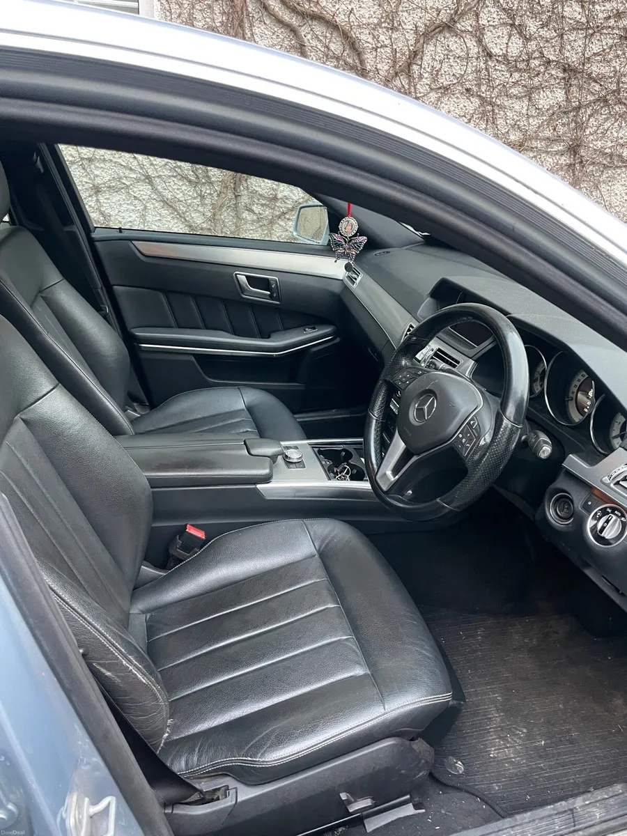 Mercedes e220 cdi - Image 4