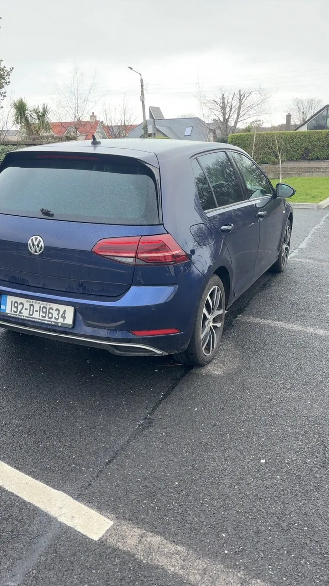Volkswagen E-Golf - Executive Edition - Image 4