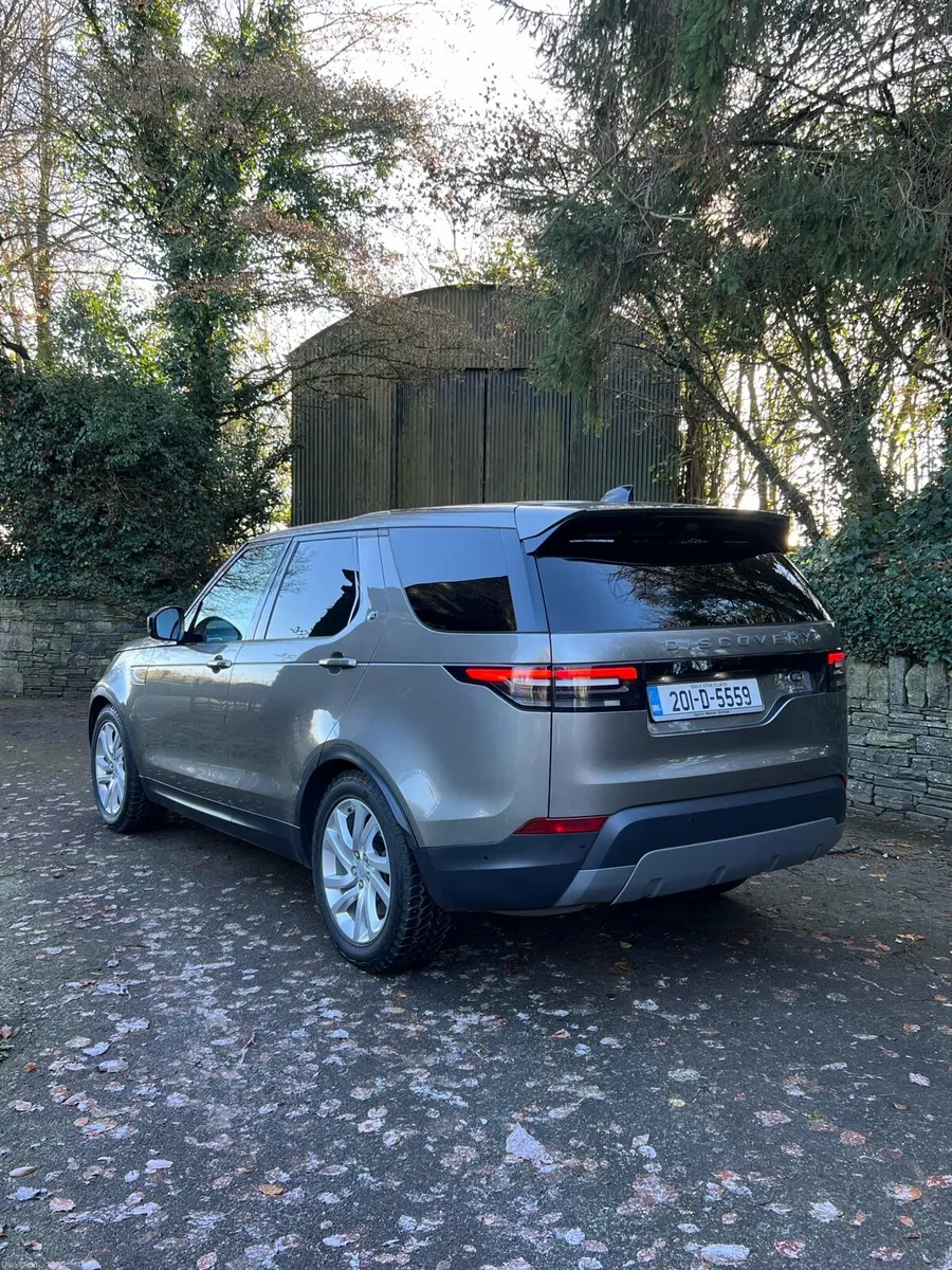 Land Rover Discovery 5 - Image 4