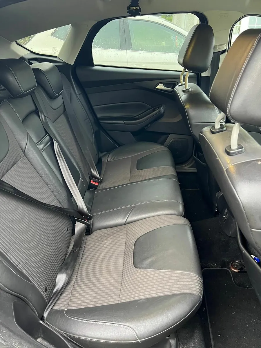 Ford Focus 2012 - Image 3