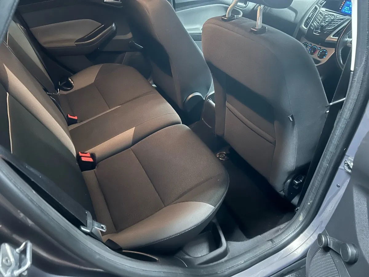 Ford focus - Image 4