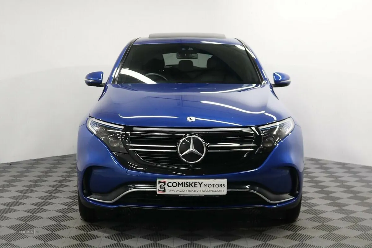 Mercedes-Benz EQC 400 AMG Line - Image 2
