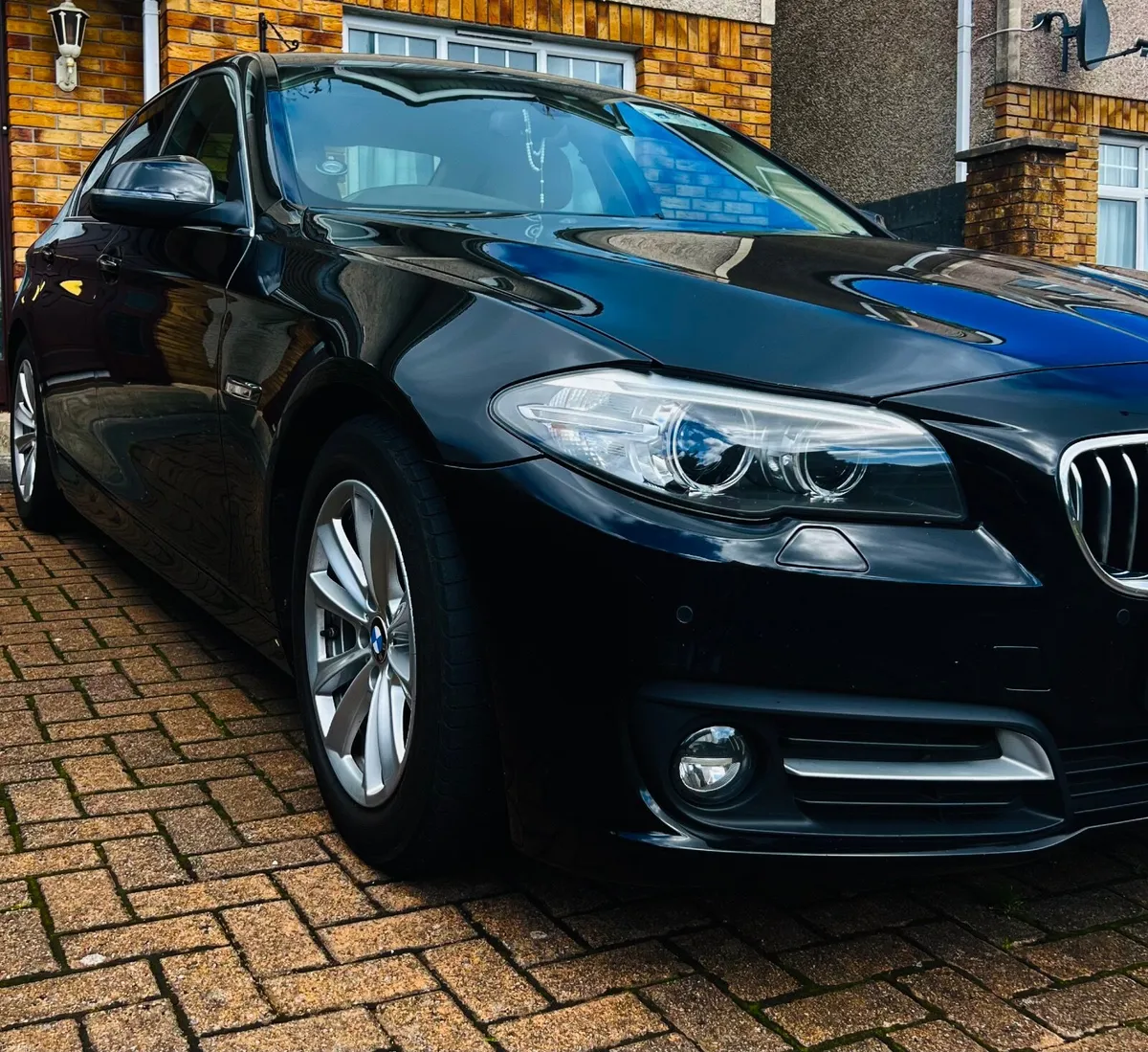 BMW 5-Series 2015 - Image 3