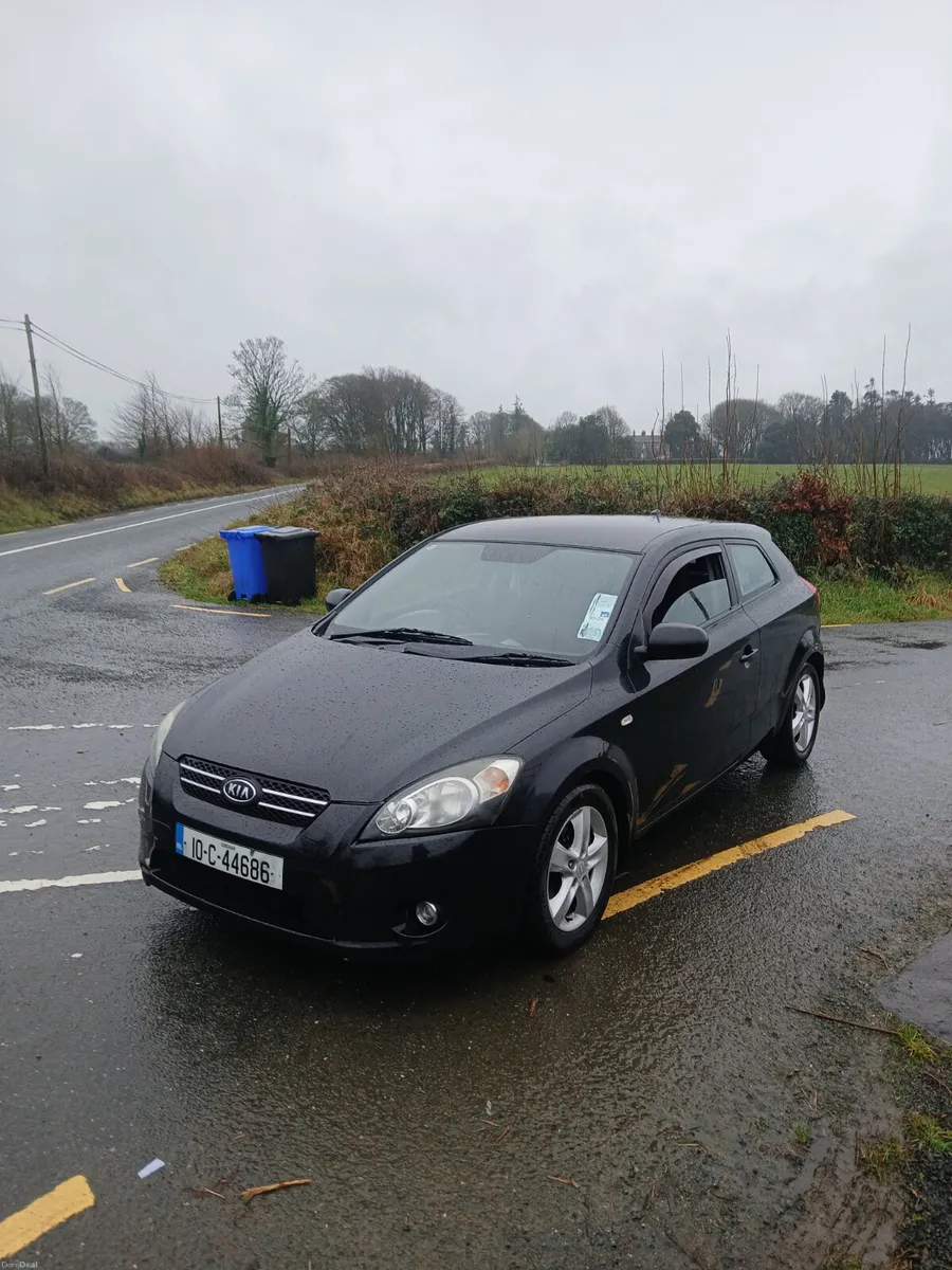 2010 Kia Ceed 1.6 CRDI (6 Speed) - Image 3