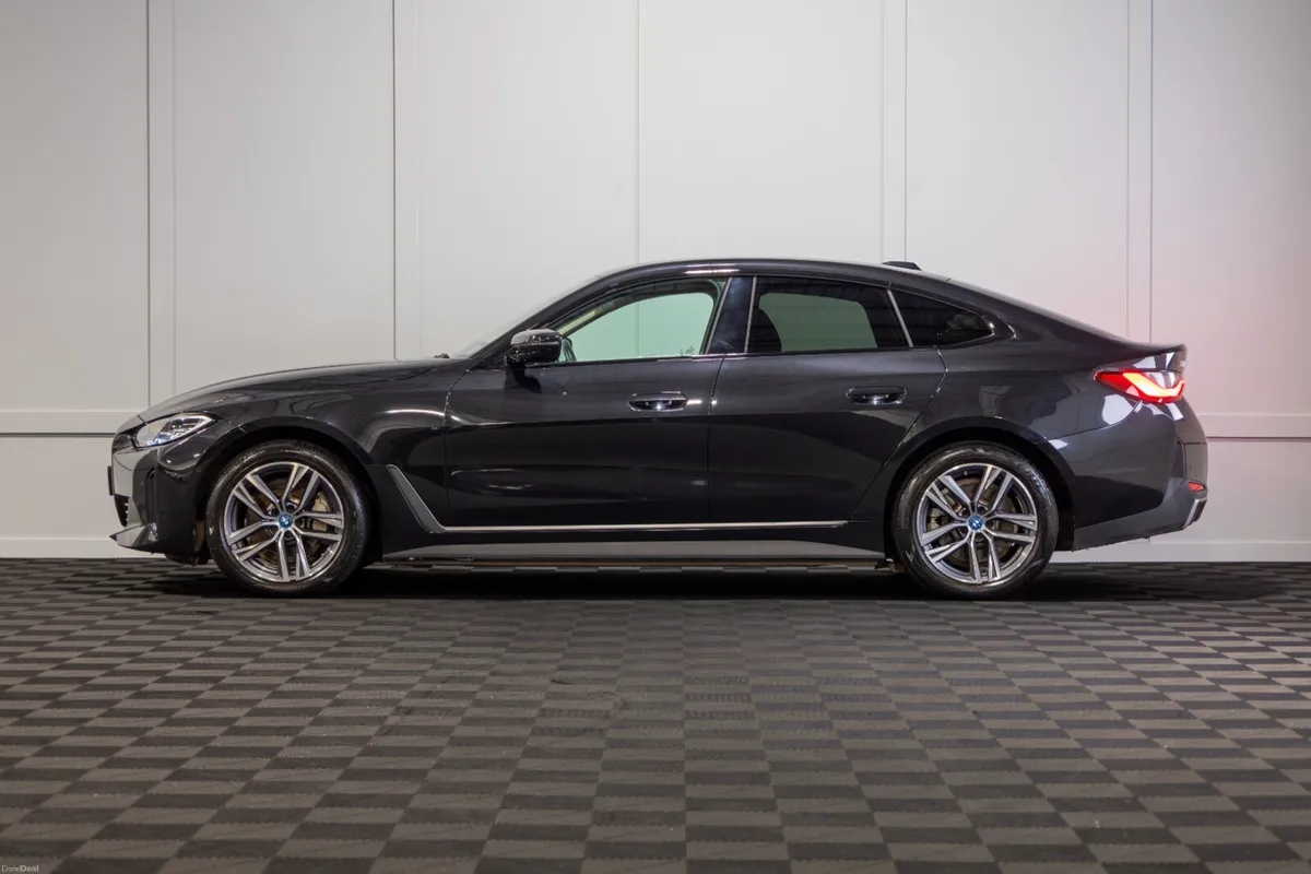 2023 BMW i4 eDrive40 - Image 3