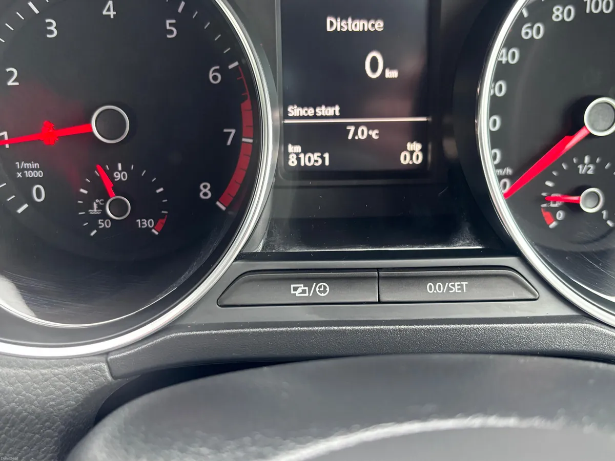 VOLKSWAGON POLO - Image 4