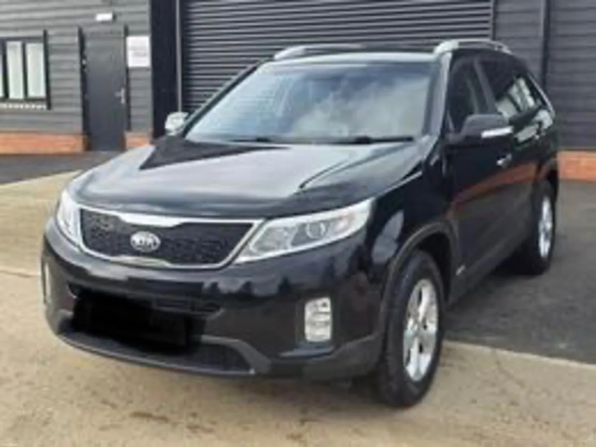 132 Kia Sorento EX  4x4 7 Seater – Diesel – Manual - Image 1