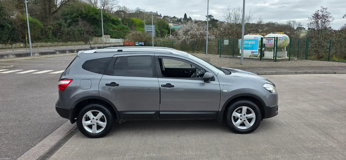 Nissan Qashqai+2   7 Seater - Image 4