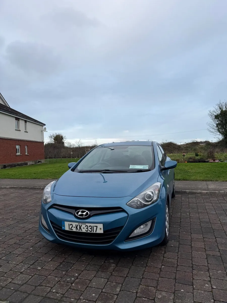 Hyundai i30 2012 - Image 2