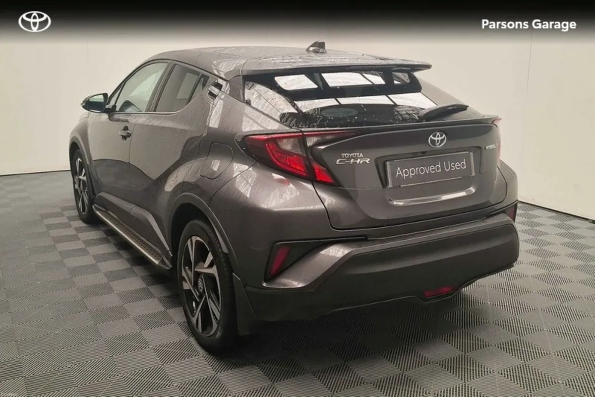 Toyota C-HR C-HR HYBRID SPORT - Image 2