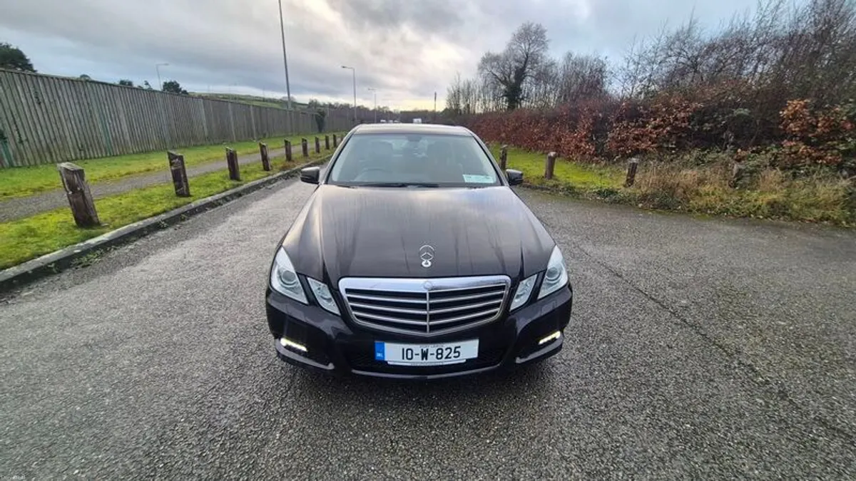 2010 Mercedes-benz E-class - Image 1