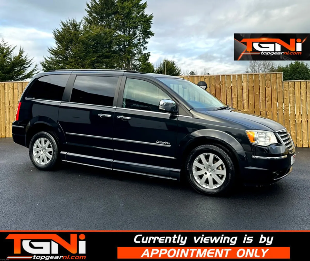 2010 Chrysler Grand Voyager 3.8 V6 Limited 5dr Aut - Image 1
