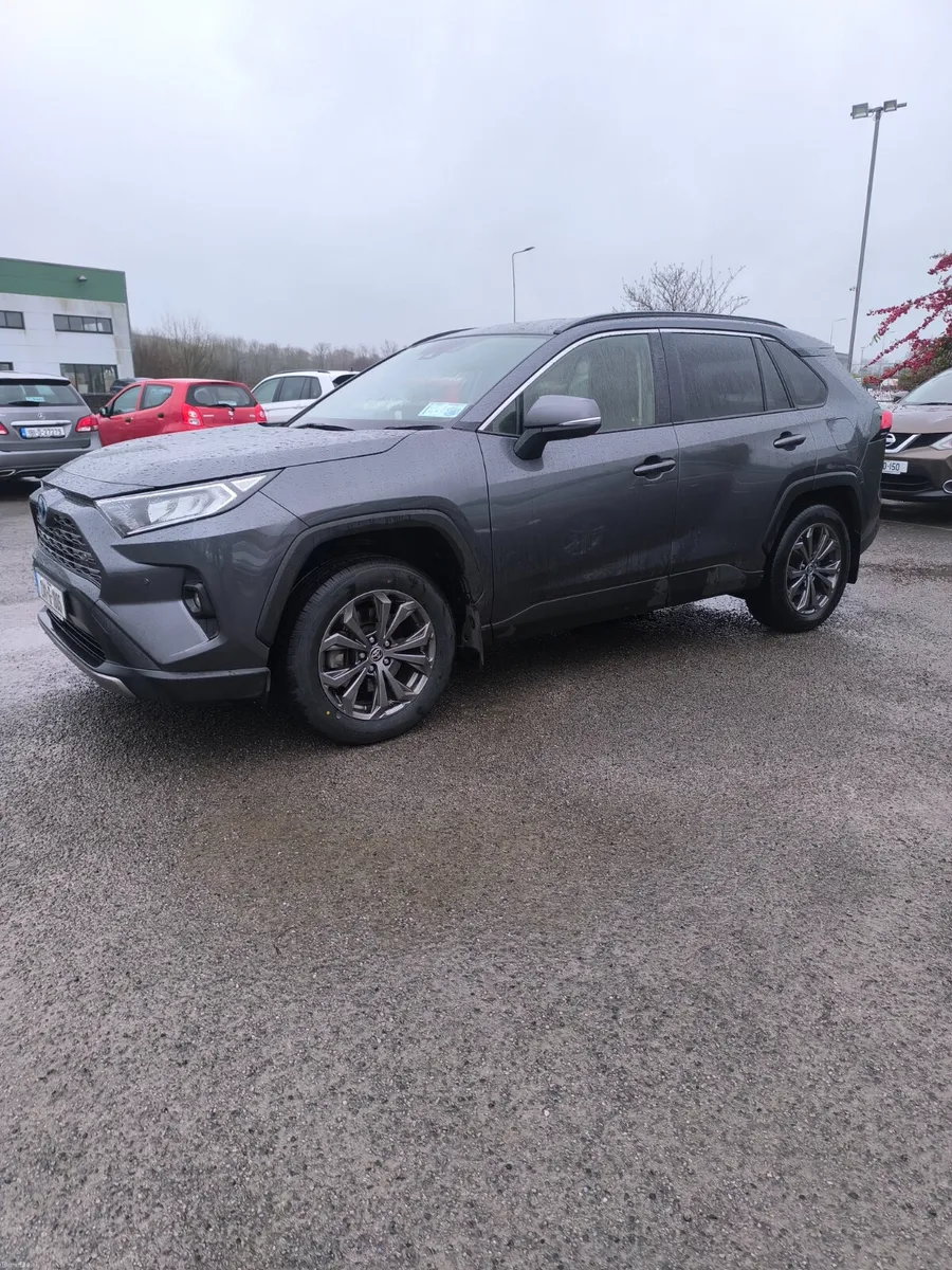 Toyota RAV4 2024 - Image 4