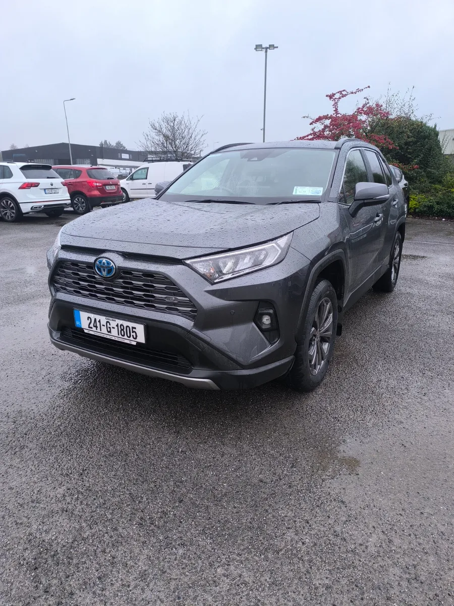 Toyota RAV4 2024 - Image 1
