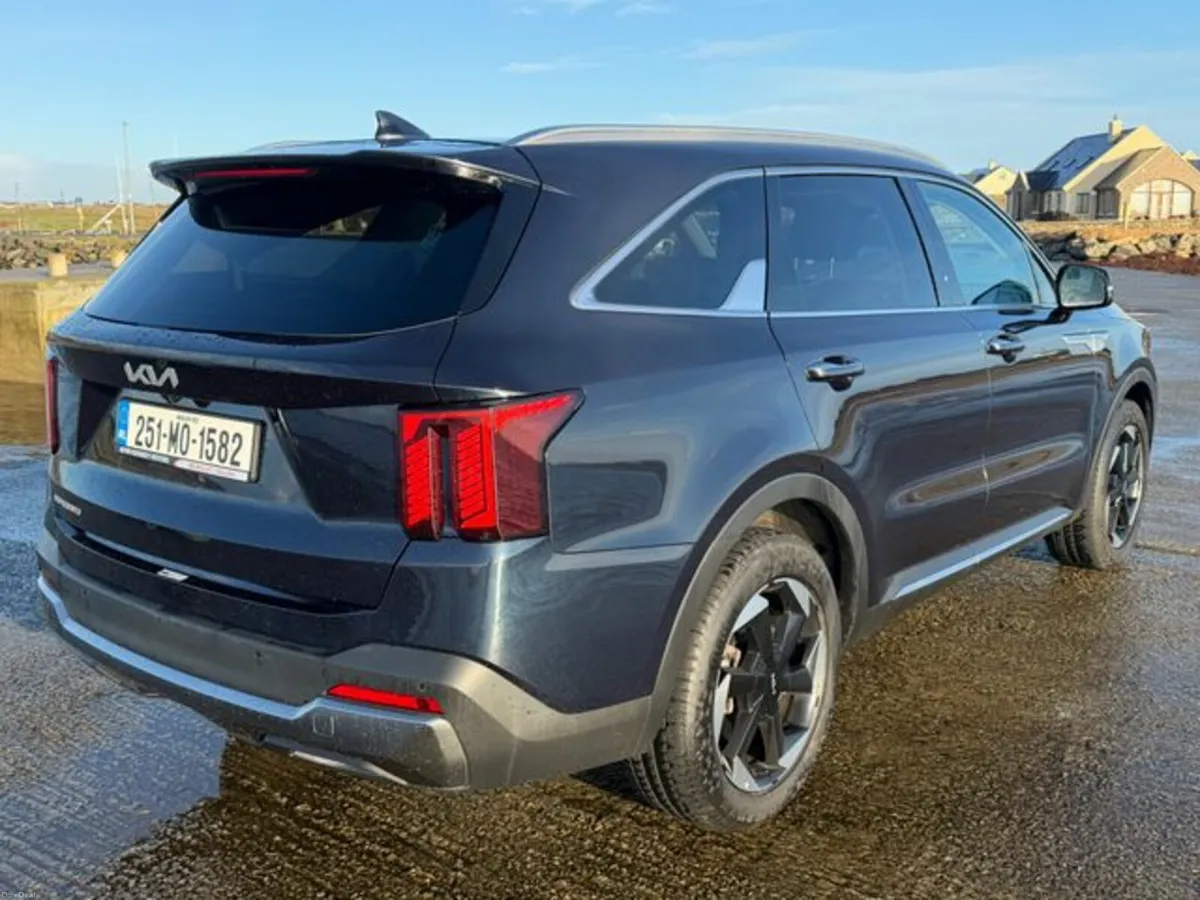 Kia Sorento DSL PE 7S - Image 3