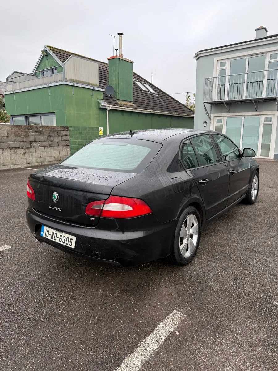 Skoda Superb - Image 4