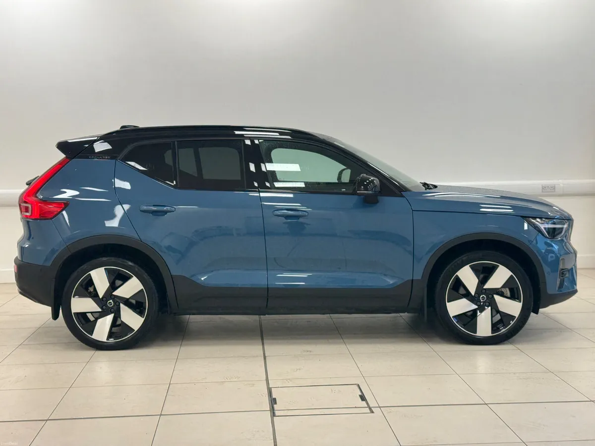 Volvo XC40 2022 - Image 3