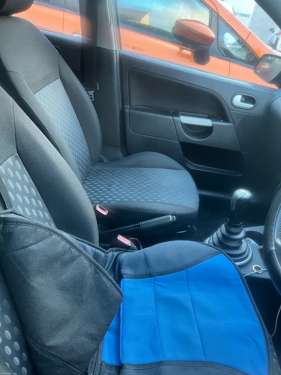 Ford Fiesta 2005 Petrol Manual- No NCT/ Tax- 900€ - Image 4