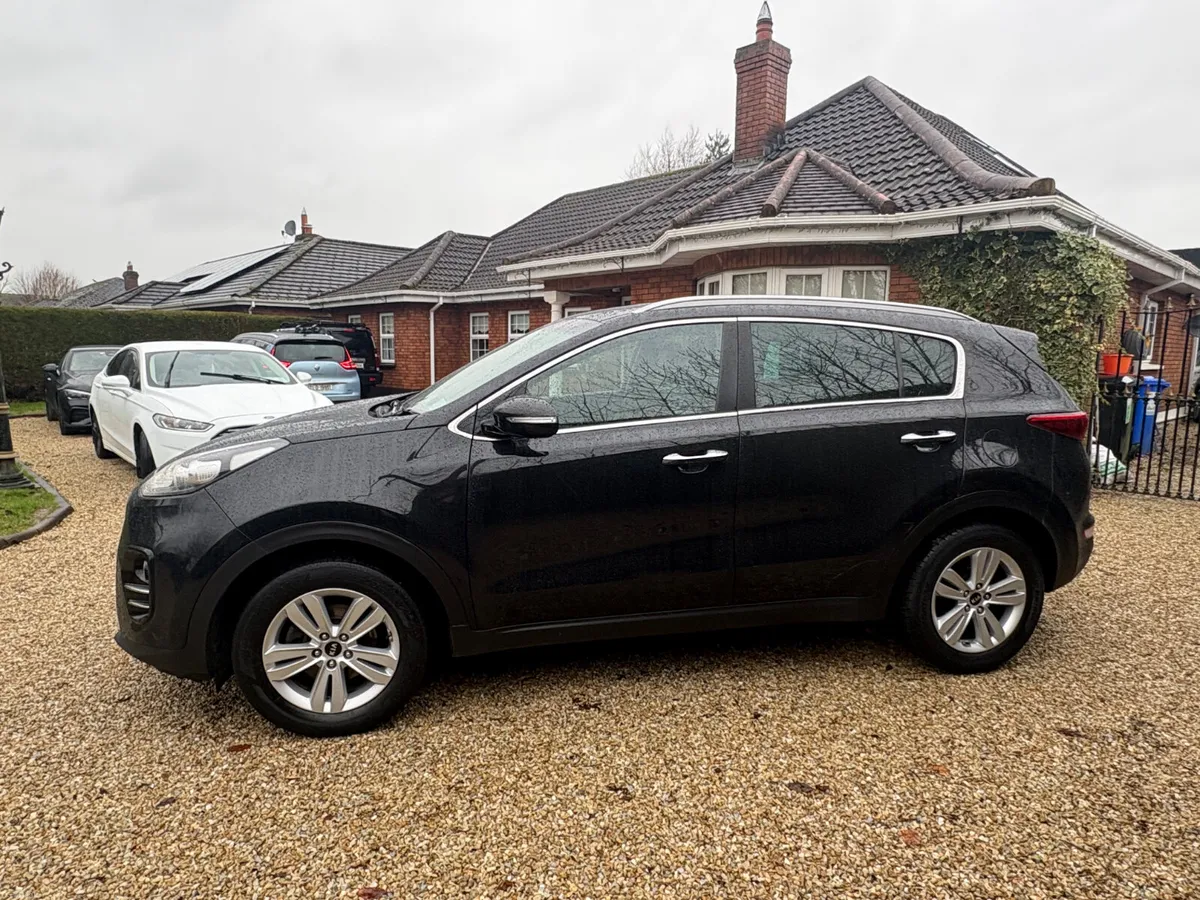 Kia Sportage 2017 , 1.7 Diesel ex - Image 3
