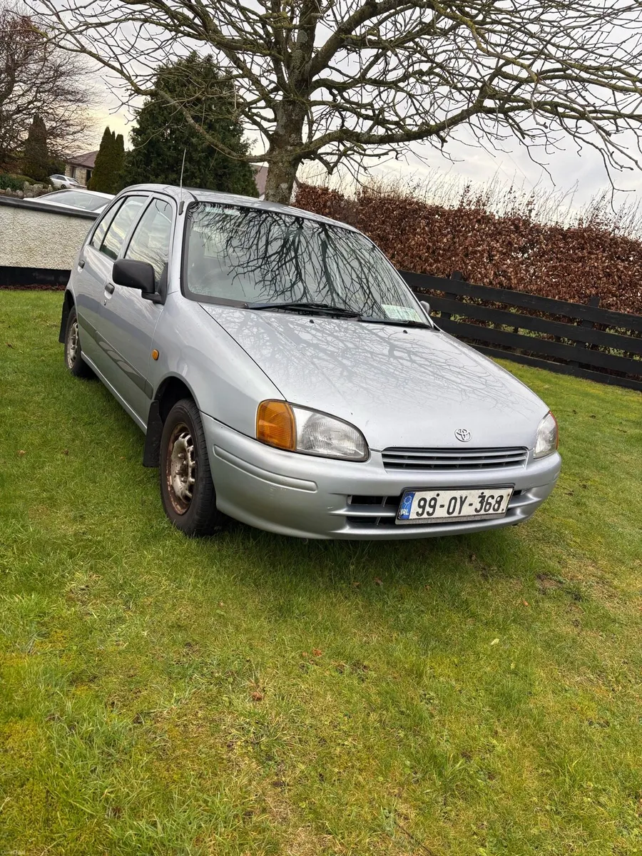 Toyota starlet - Image 1