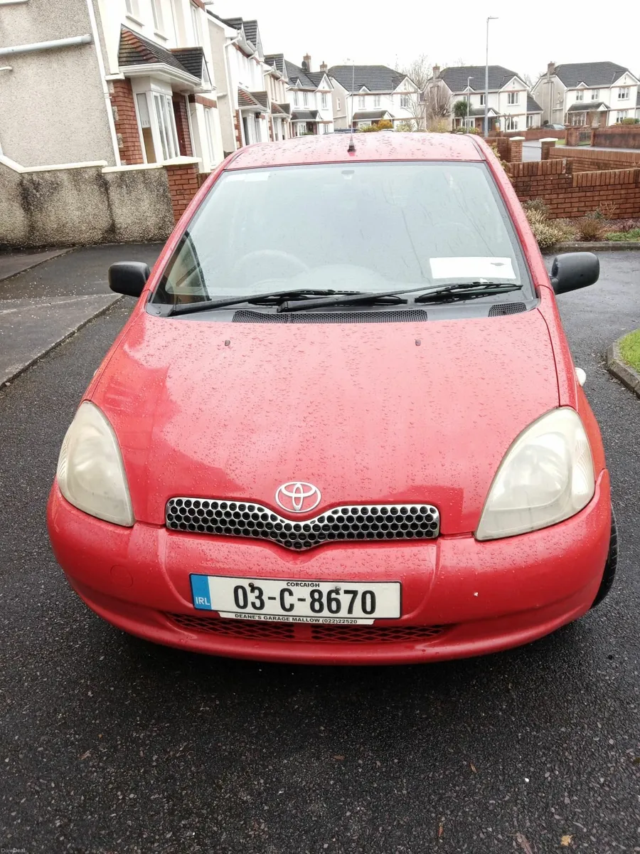 Toyota Yaris 2003 - Image 3