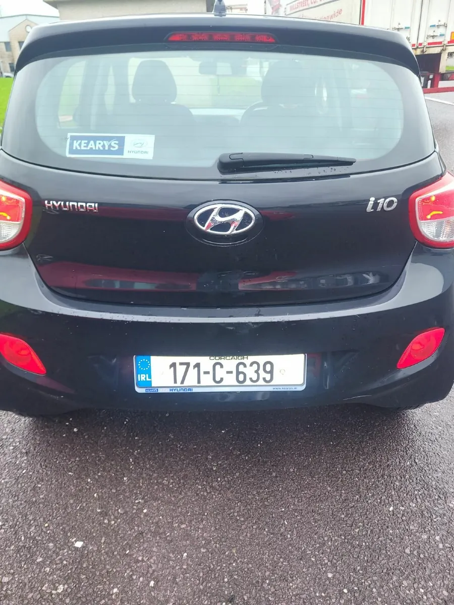 Hyundai i10 2017 low mileage - Image 2