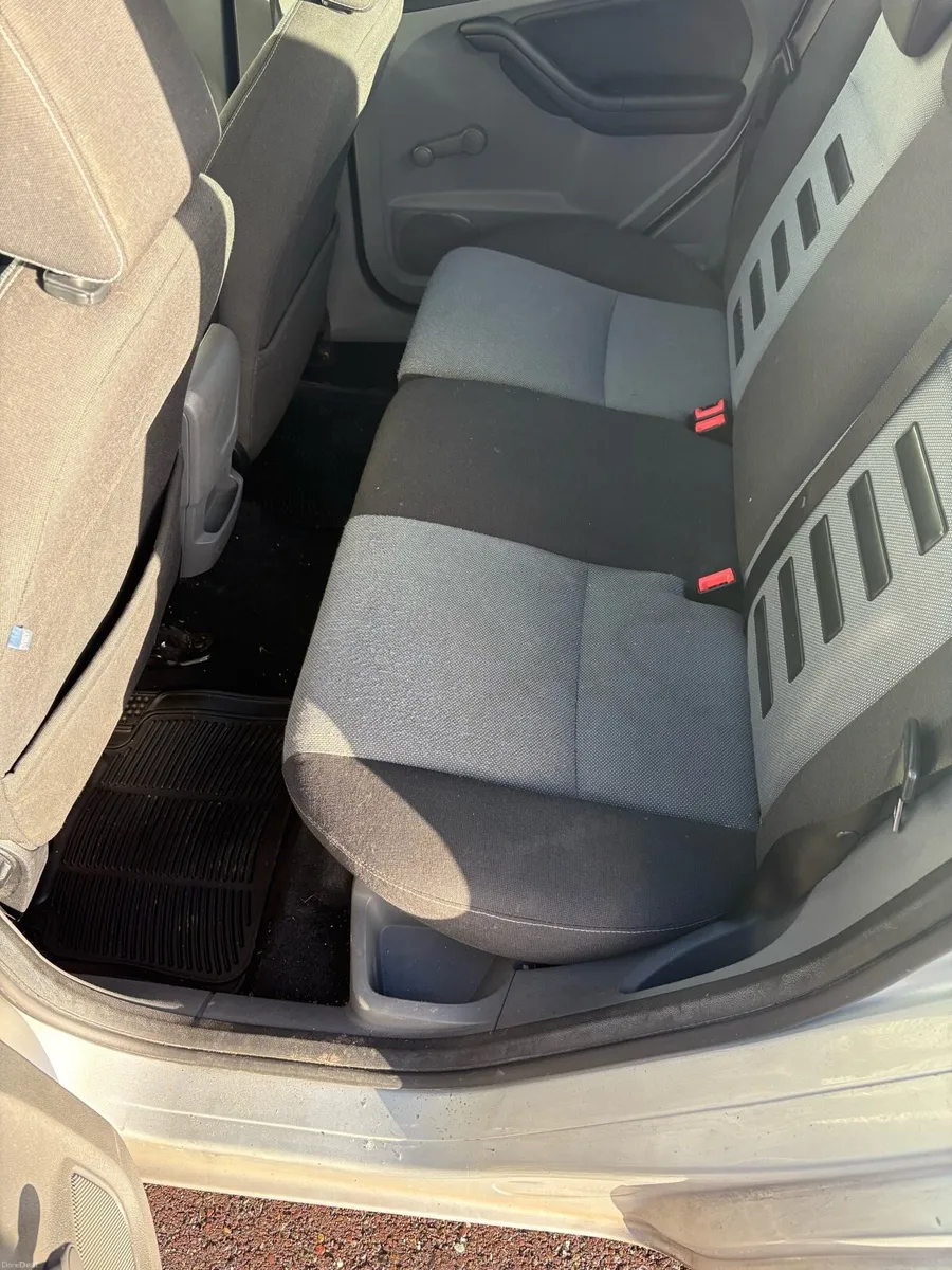 Ford focus - Image 2